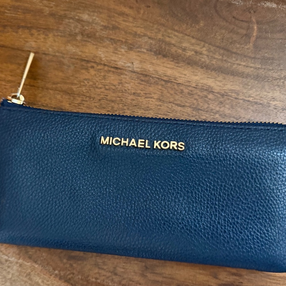Michael Kors navy wallet